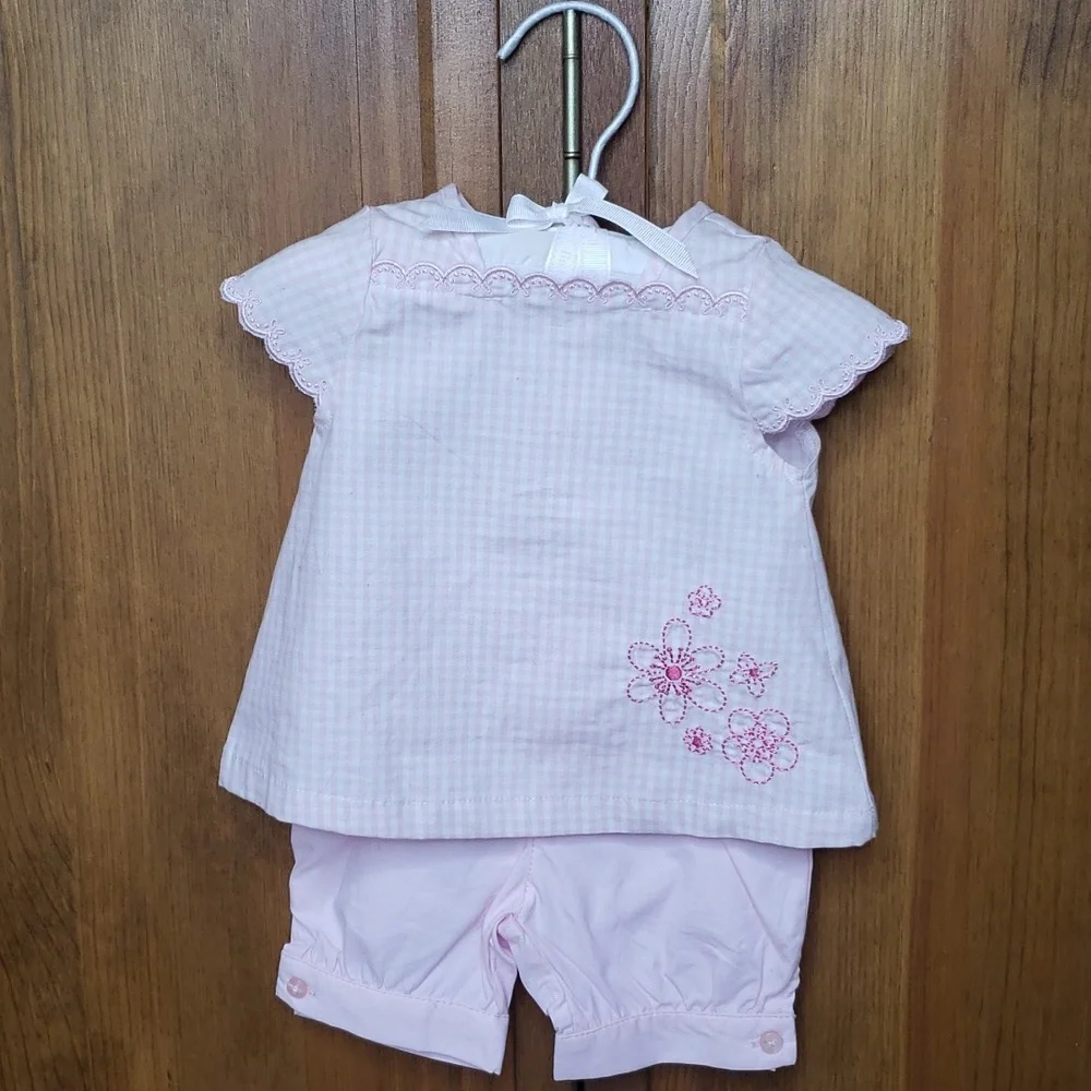 First Moments NWOT Layette Two Piece Gingham Set Sz 0-3M
